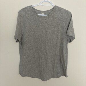 Lululemon Women’s Tshirt Grey Size 10